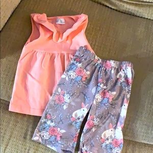 Tank top and Capri pants